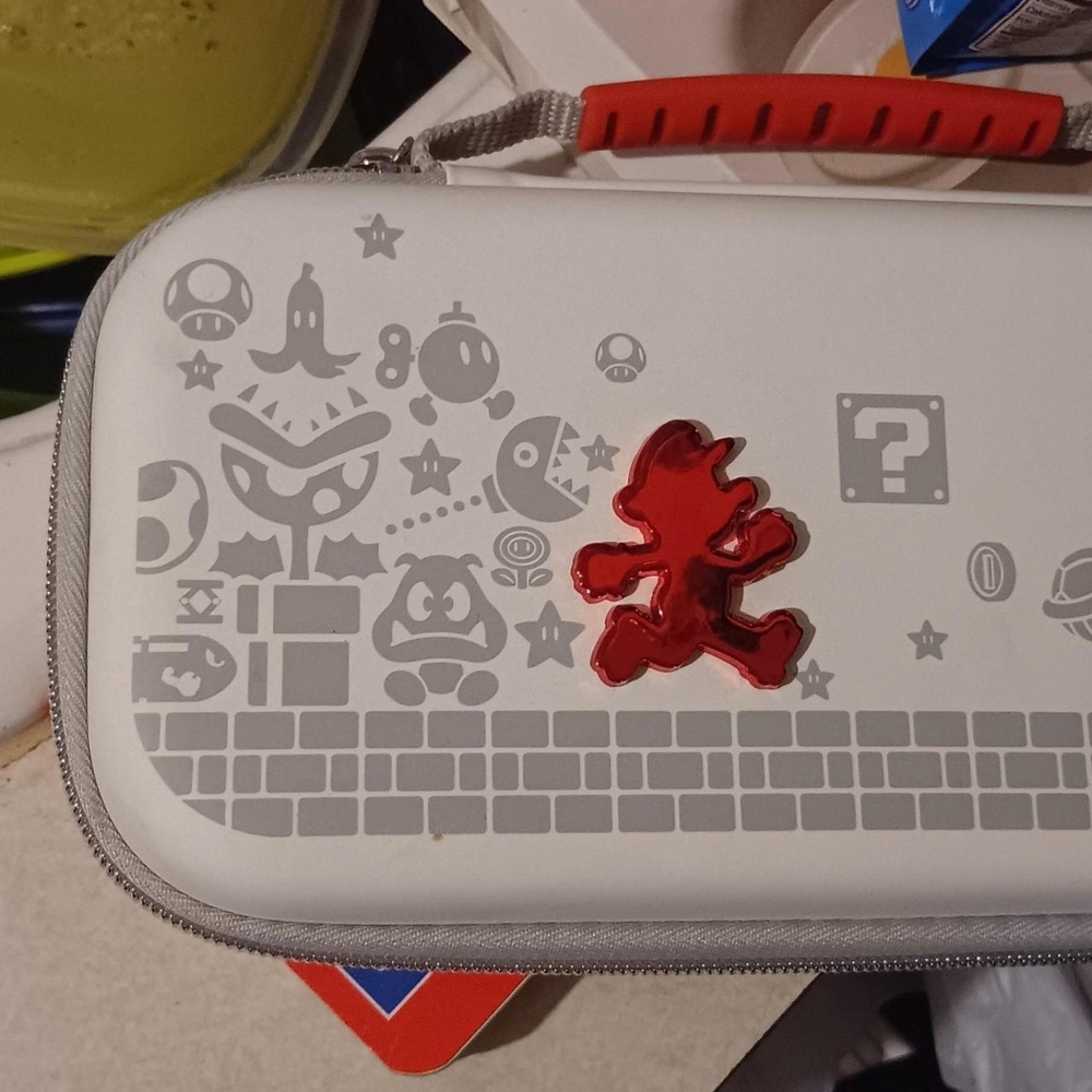 Nintendo switch lite Mario case - Picture 3 of 10